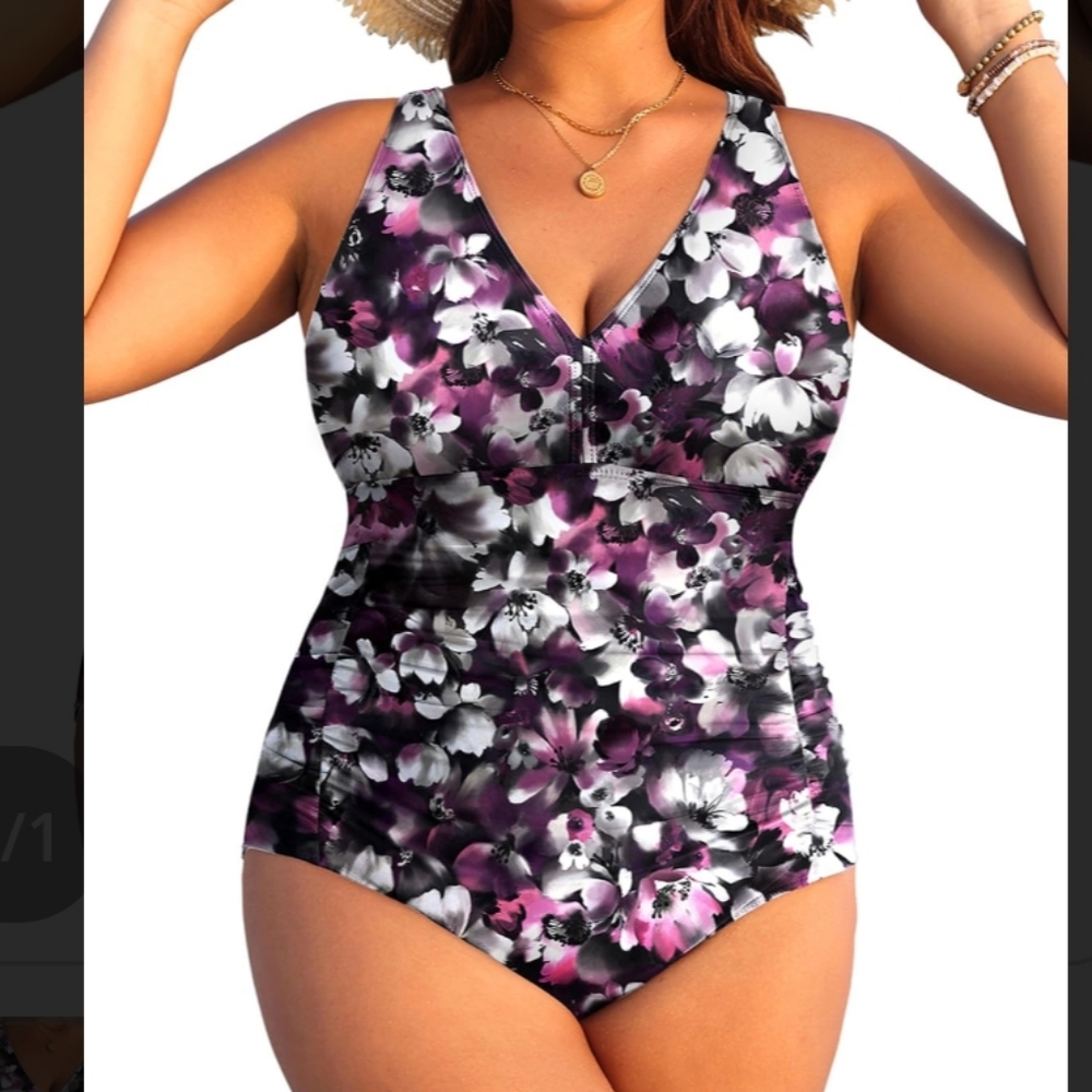Aqua Eve Women's Plus Size Flower Print One Piece Swimsuit Ruched Size 12